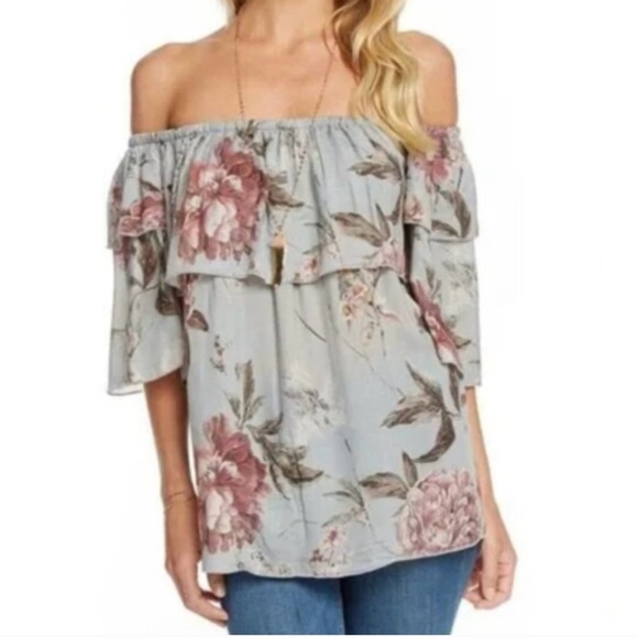 Chaser Tops - Chaser Floral Off-Shoulder Top | Gray & Pink | Small